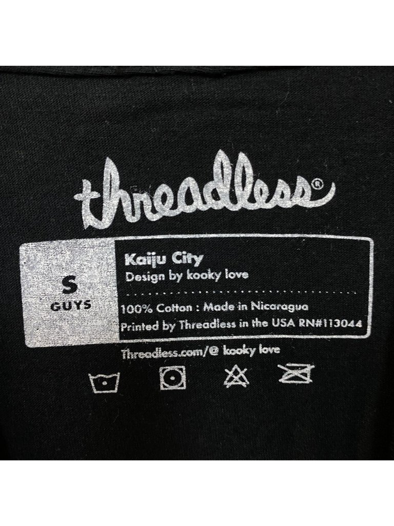 Threadless Godzilla Kaiju City Graphic Design T-Shirt Size Small — image 4 of 4